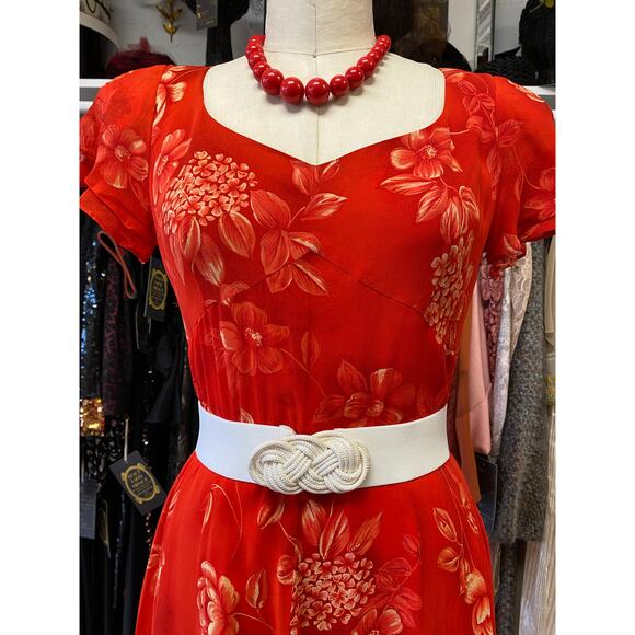 vintage 1990s sheer red silk floral dress, flutter sleeves, key hole, size 6 - Picture 3 of 10